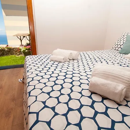 Marina Pool & Sea View Vila